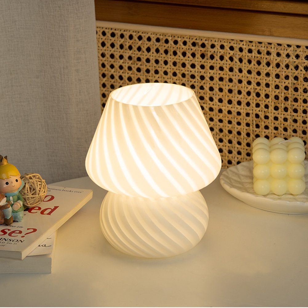 NEW Lamp Bedroom Bedside Kids Room Desk Table Lamp Cute Mushroom Shape Decoration Lights Kids Christmas Gift