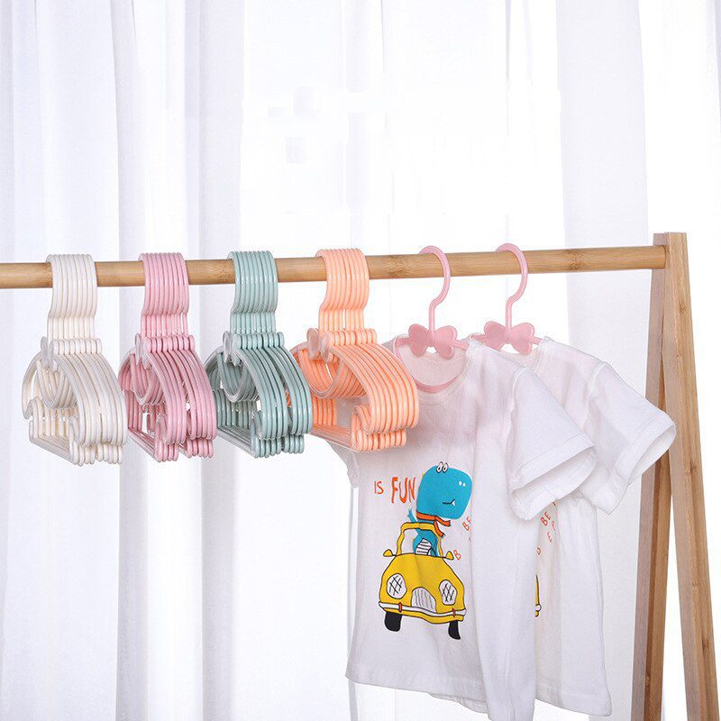 NEW 10pcs Kids Clothes Hanger Racks Portable Plastic Display Hangers Windproof Children Coats Hanger Baby Clothing Organizer