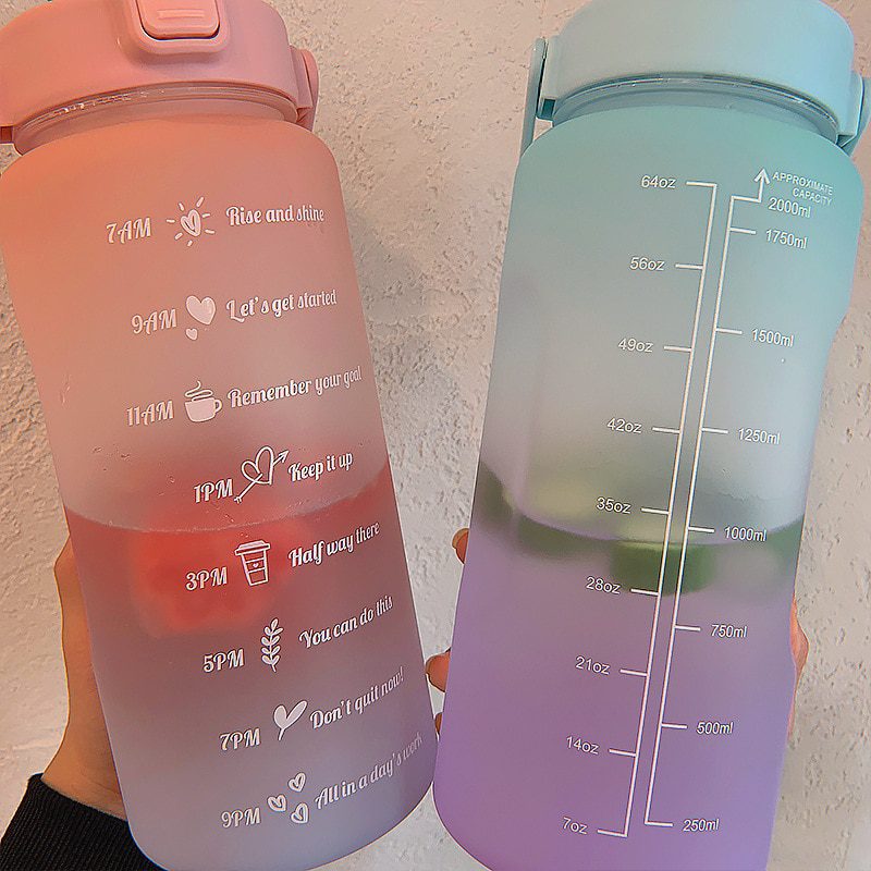 NEW Water Bottle 2L Large Capacity Outdoor Water Bottle with Bounce Cover Time Scale Reminder Sports Fitness Water Cup