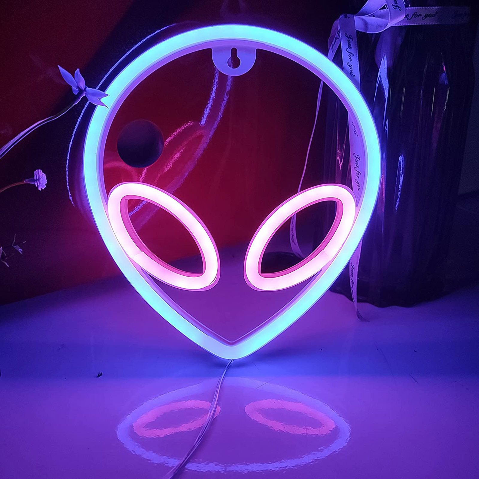 NEW LED Alien Neon Sign Lights Battery or USB Powered Indoor Wall Hanging Art Night Lamp for Kids Bedroom Wedding Party Decorati