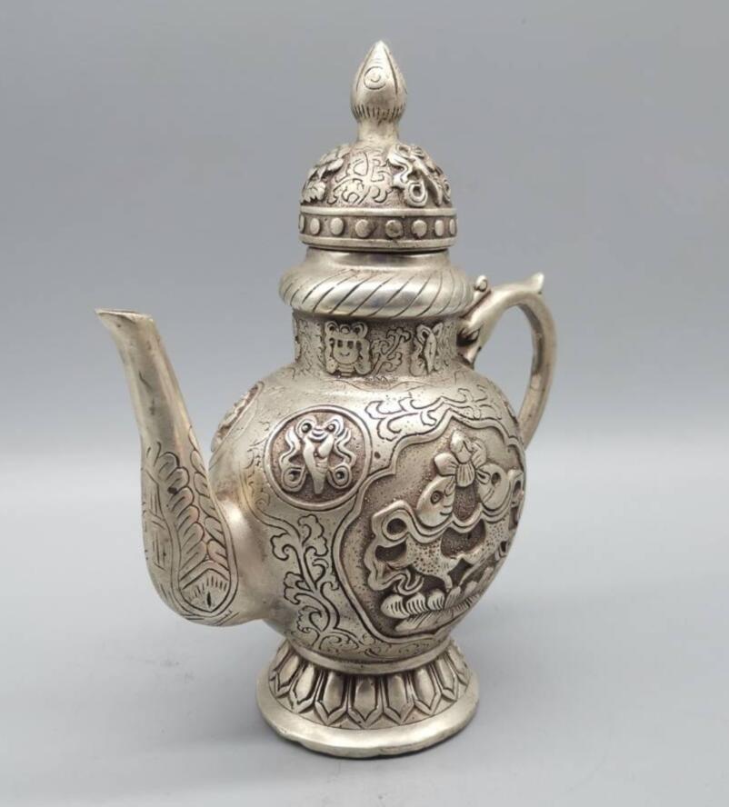 China White copper archaize flagon crafts statue