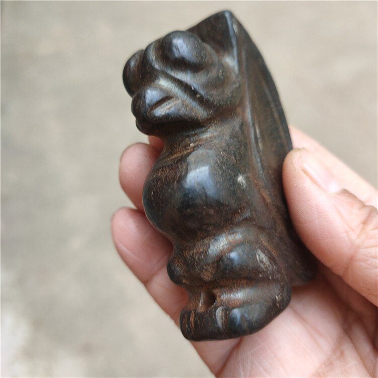 Tibet Hongshan Culture Natural Meteorite Antique Magnet Trapeze Statue Mascot Collection Pendant Jewelry Decoration Home Gift