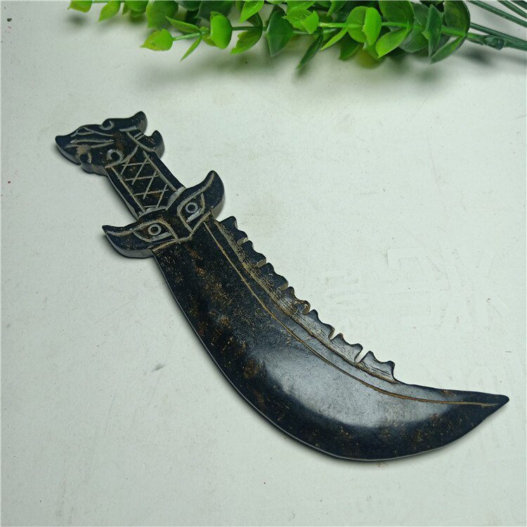 China Hongshan Culture Meteorite Iron Stone Carved Crafts Tiger Head Knife Props Statues for Decoration Collection Ornaments