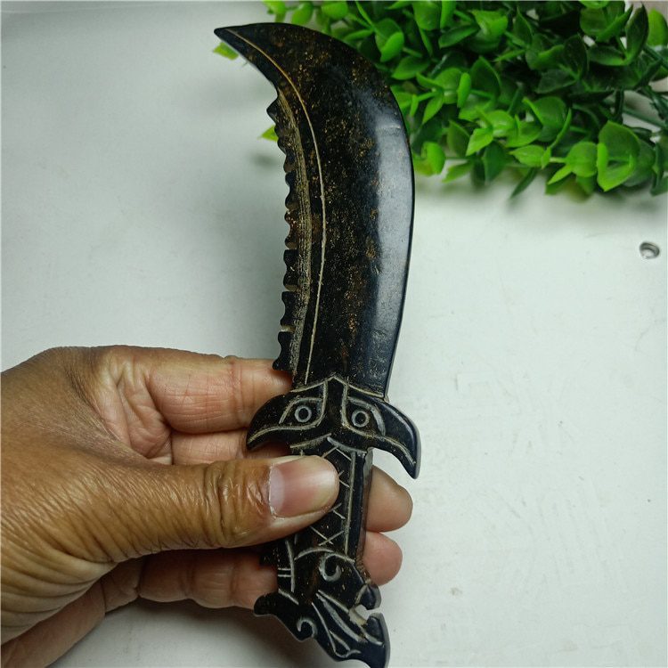 China Hongshan Culture Meteorite Iron Stone Carved Crafts Tiger Head Knife Props Statues for Decoration Collection Ornaments