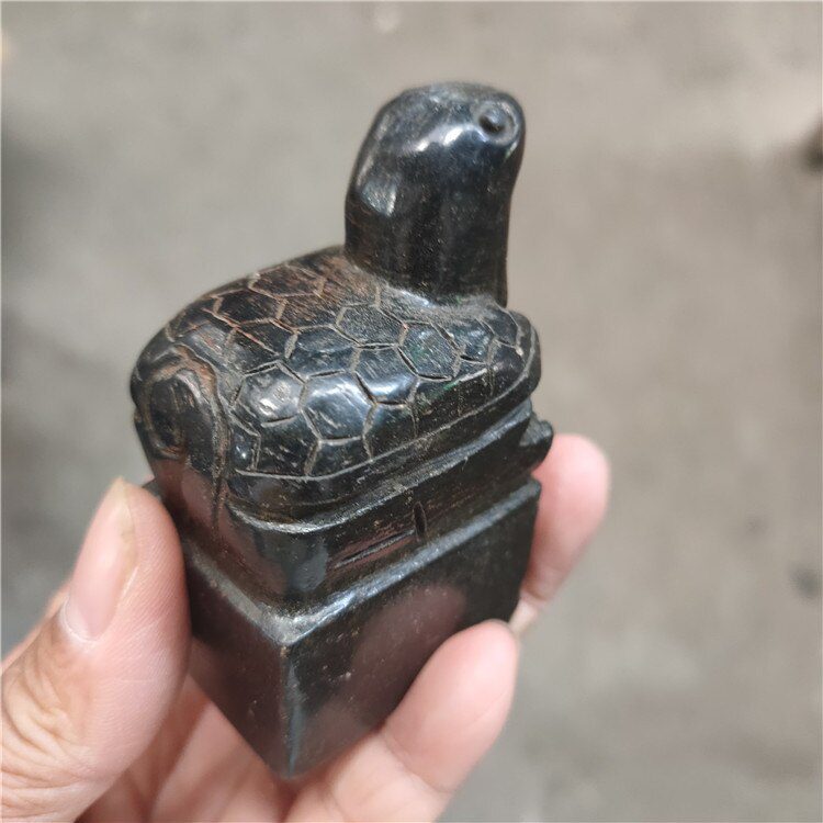 Tibet Hongshan Culture Natural Jade Articles Meteorite Black Iron Longevity Turtle Seal Statuette Mascot Collection Decoration