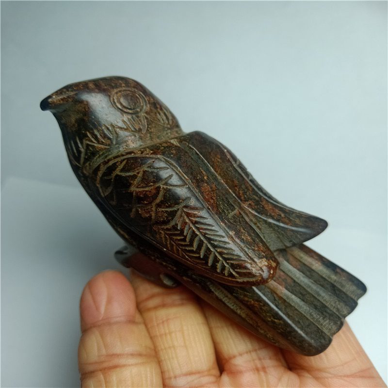 Tibet Hongshan Culture Natural Black Iron Meteorite Bird Statue Mascot Collection Pendant Decoration Gift Statues et Sculptures