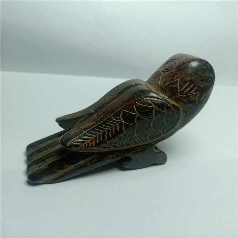 Tibet Hongshan Culture Natural Black Iron Meteorite Bird Statue Mascot Collection Pendant Decoration Gift Statues et Sculptures