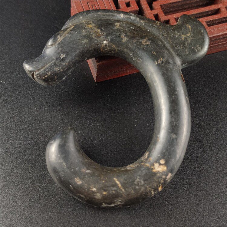 Tibet Hongshan Culture Antique Natural Meteorite Jade Pig Dragon Carving Mascot Collection Jewelry Decoration Gift Figurines