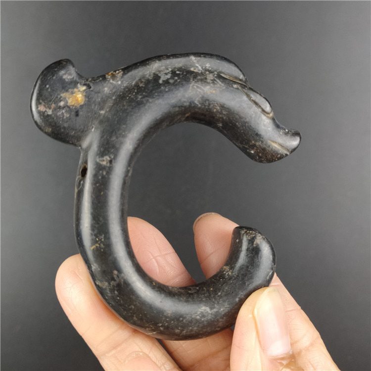 Tibet Hongshan Culture Antique Natural Meteorite Jade Pig Dragon Carving Mascot Collection Jewelry Decoration Gift Figurines