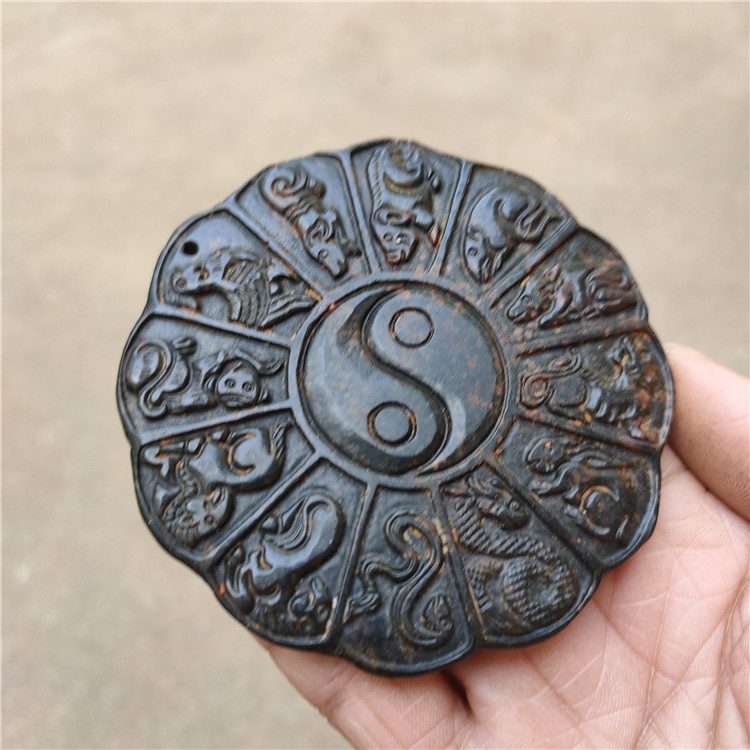 Tibet Hongshan Culture Natural Meteorite Statue Zodiac Sign Tai Chi Gossip Inkstone Collection Decoration Pendant Desk Mascot