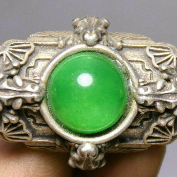 3Cm Marked Rare Old China Silver Inlay Green Jade Dynasty Palace Carved Frog Hand Ring