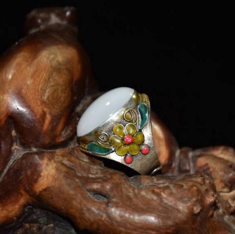 China copper mosaic white jade cloisonne ring