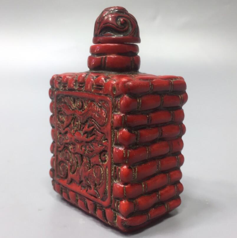 Chinese imitation red coral snuff bottle small crafts statue