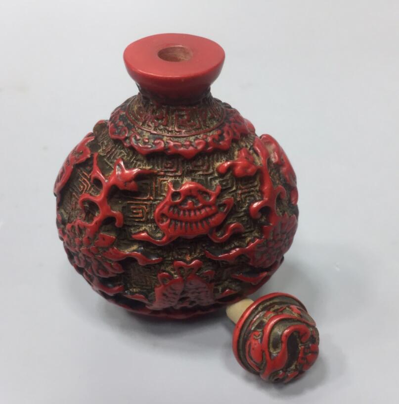 Chinese imitation red coral snuff bottle small crafts statue