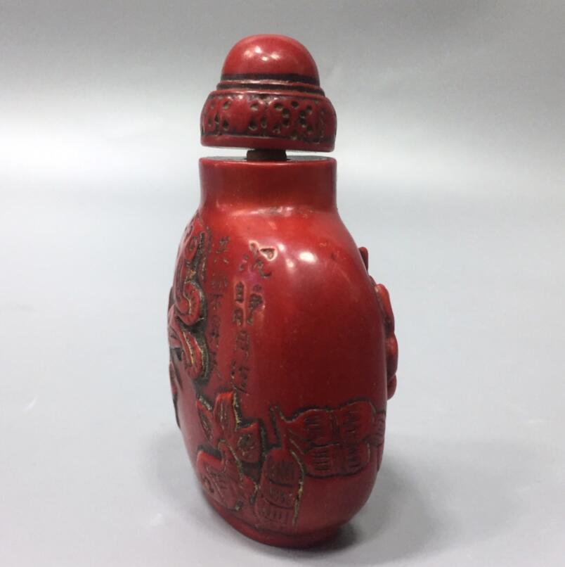 Chinese imitation red coral snuff bottle small crafts statue