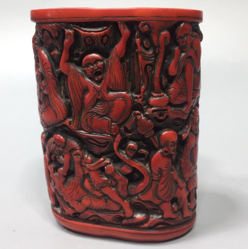 Chinese imitation red coral Eighteen Arhats Pen holder crafts statue