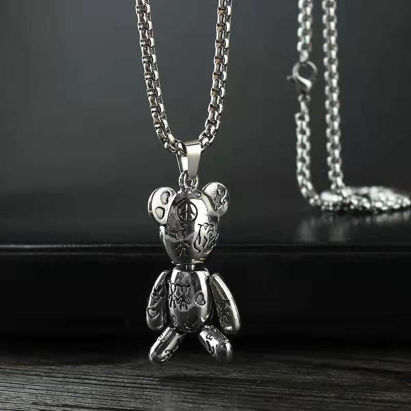 Anime Bear Pendant Fashion Metal Violent Bear Pendant Necklace Men Ladies Punk Gothic Party Clothing Pendant Wholesale