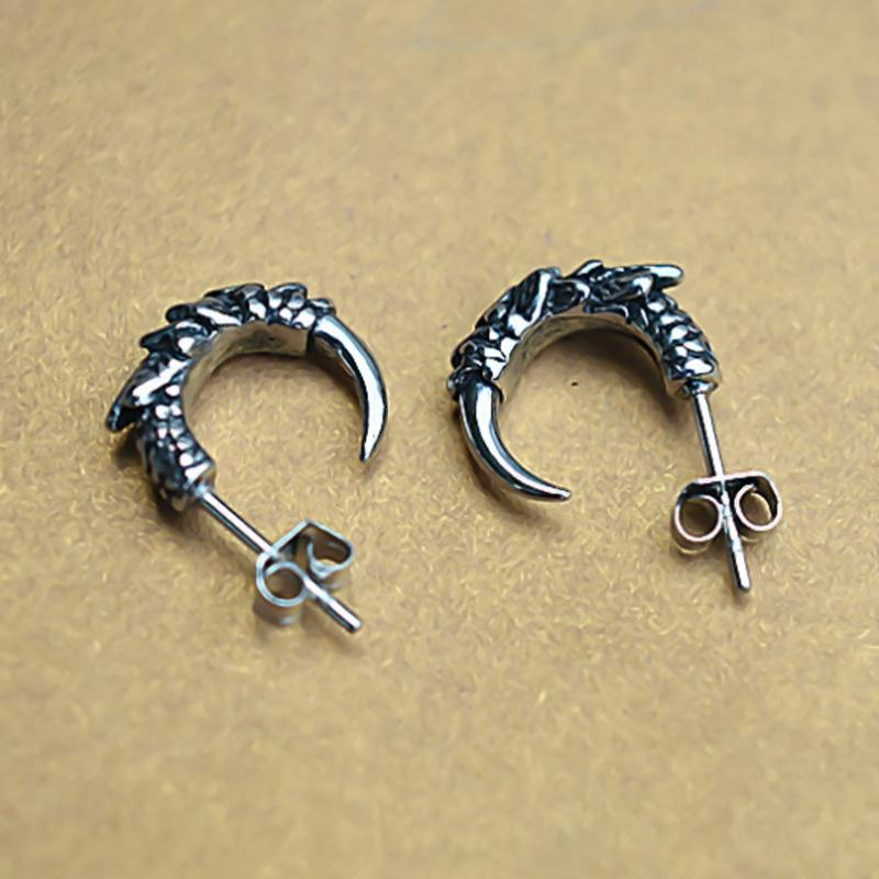 Retro Trend Silver Color Eagle Claw Metal Earrings Men's Personality Domineering Hip-Hop Rock Party Daily Street Jewelry Gifts