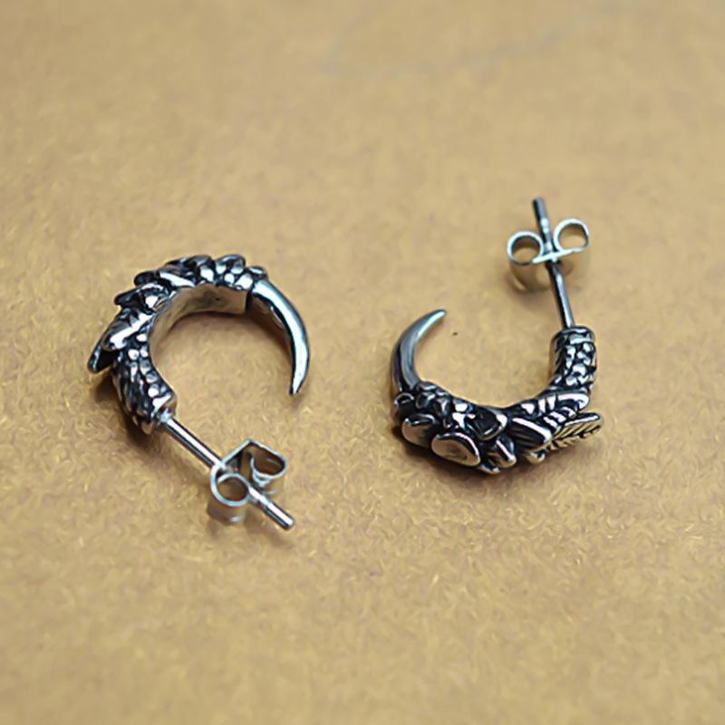 Retro Trend Silver Color Eagle Claw Metal Earrings Men's Personality Domineering Hip-Hop Rock Party Daily Street Jewelry Gifts