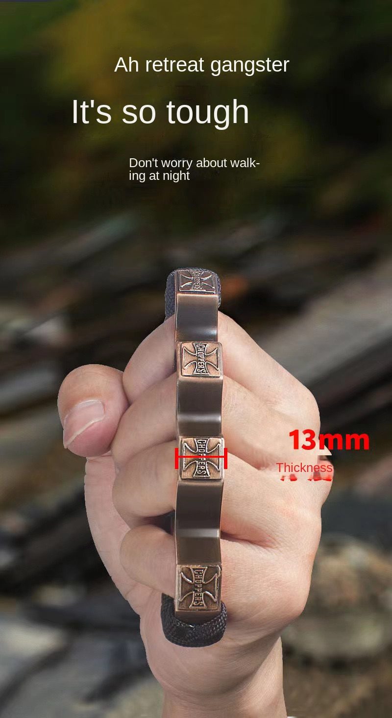 Self-defense wolf Brass knuckles finger jab vehicle mounted escape device ring ring thickened hand brace fist buckle