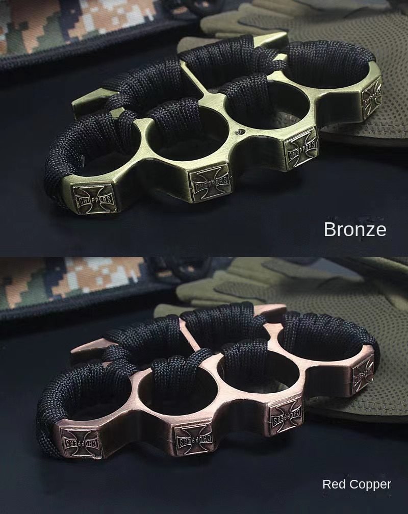 Self-defense wolf Brass knuckles finger jab vehicle mounted escape device ring ring thickened hand brace fist buckle