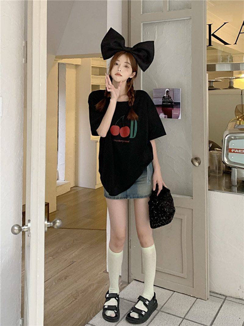 Jielur Summer New Retro Cherry Print Cute T-shirts Women Loose Korean Basic Short-sleeved Female T-shirt Girls White Black Tops