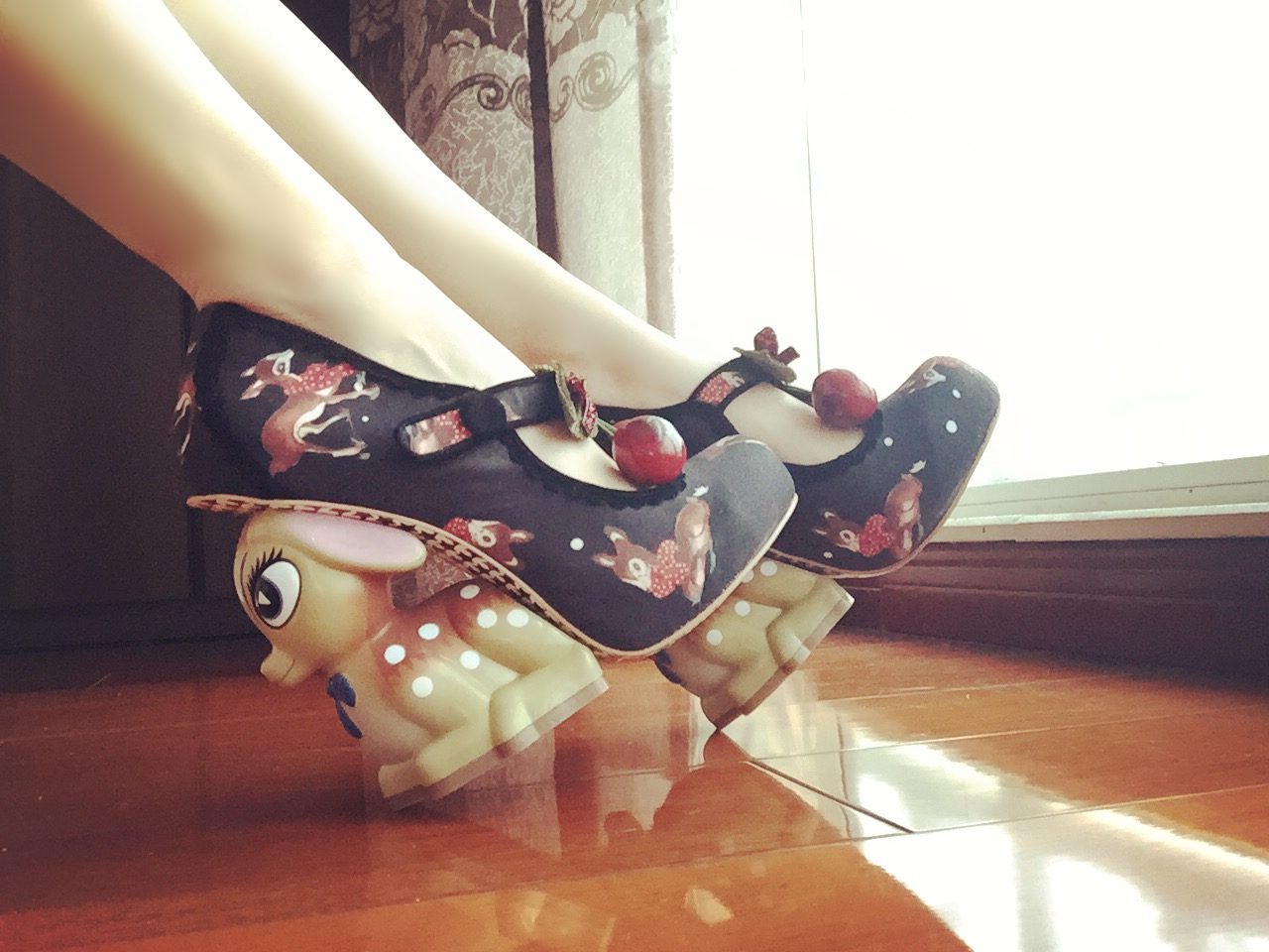 New Cute Fawn Heels Pumps Handmade Ladies Cherry Embellished Vivid Animal Shape Strange High Heels Wedding Shoes Lolita Shoes