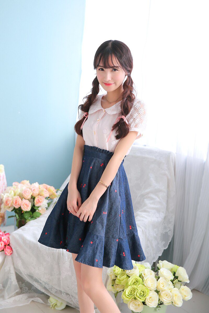 Sales Japan Liz Lisa Original Sweet Cotton Cherry Embroidery Denim Skirt Ruffles Skirts