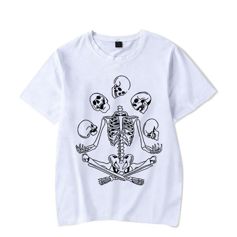 Skeleton Juggling Halloween Tee Shirt for Men Luminous Oversized T Shirt Spooky Skull Vintage Graphic Male T-shirts Camisas