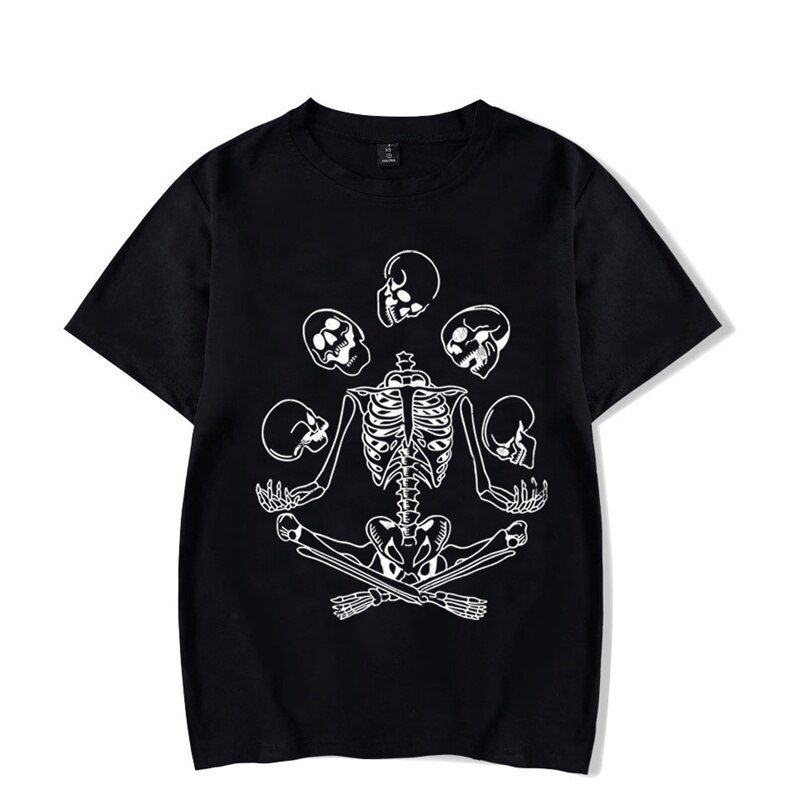 Skeleton Juggling Halloween Tee Shirt for Men Luminous Oversized T Shirt Spooky Skull Vintage Graphic Male T-shirts Camisas