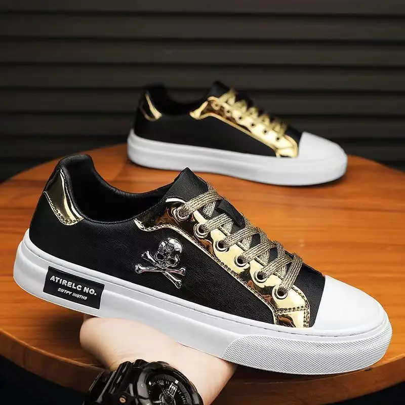 New Shoes for Men Casual Shoes Street Tinsel Skulls Flats Skateboard Shoes Fashion Trend Sneakers