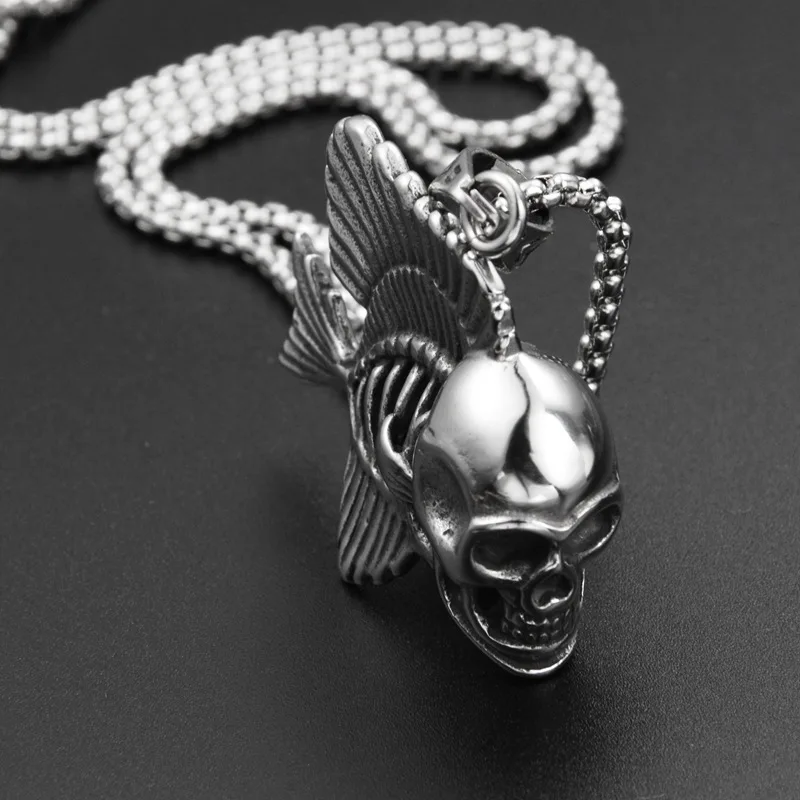 Charm Skeleton Fish Pendant Necklace Hip Hop Rock Fashionable Men Women Simple Necklace Sweater Chain Accessories Jewelry