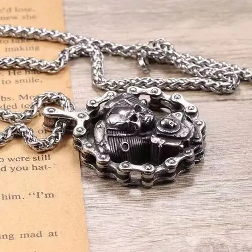 Heavy Motorcycle Engine Pendant Gothic Bicycle Chain Skull Necklace for Men Punk Biker Rock Party Jewelry
