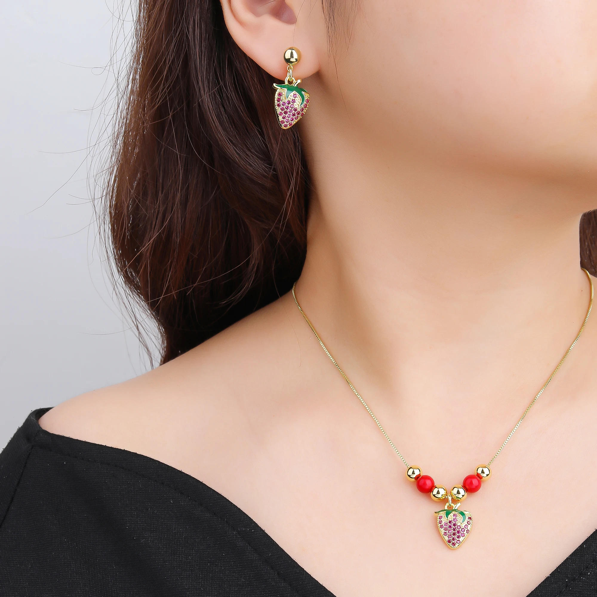 New Arrival White Red Zirconia Strawberry Pepper Necklace Earrings Jewelry Set for Women Girls Daily Wear Jewelry Birthday Gift