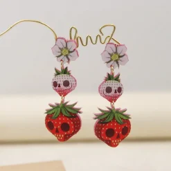 Skull Acrylic Drop Earrings - Image 4
