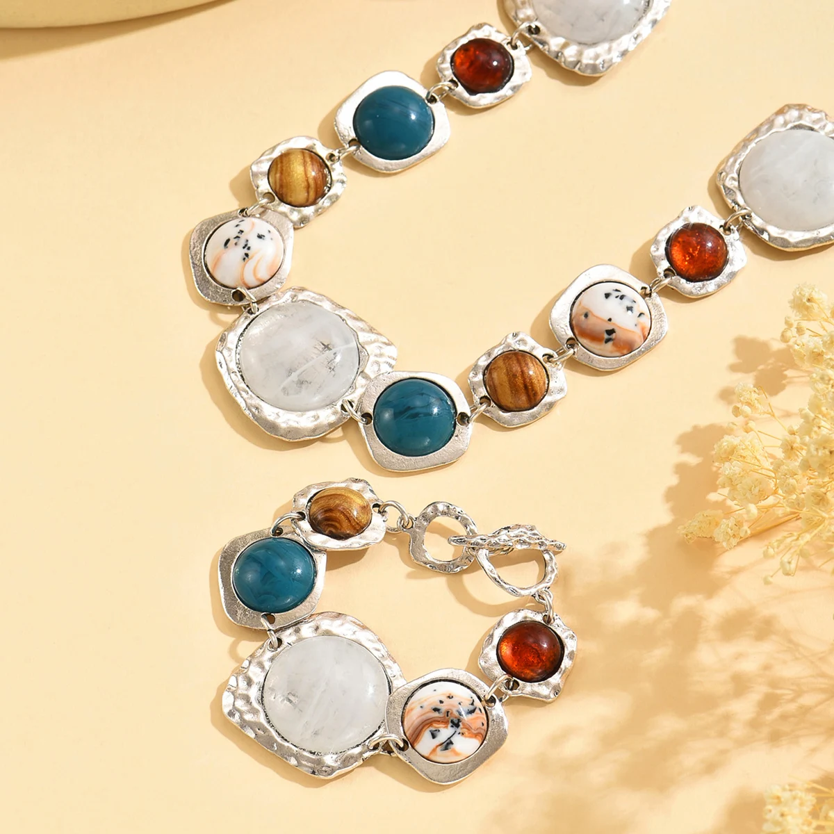 Vintage Multi-color Irregular Geometric Bracelets Necklace Chunky Exaggerated Metal Jewelry Sets Bohemia Fashion Jewelry Gifts Vintage Multi-color Irregular Geometric Bracelets Necklace Chunky Exaggerated Metal Jewelry Sets Bohemia Fashion Jewelry Gifts